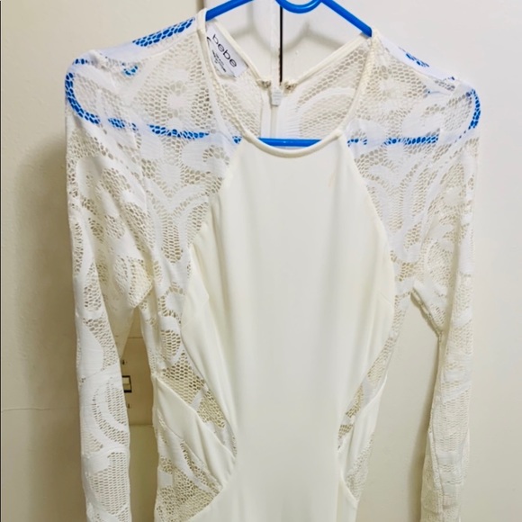 Dress - Picture 7 of 10